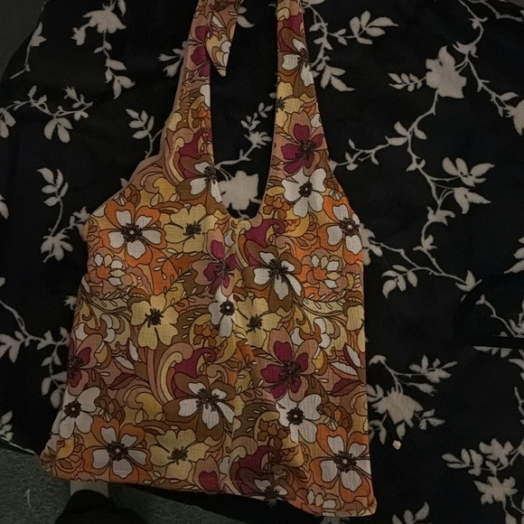 Haltered flowers backless top - Picture 2 of 3